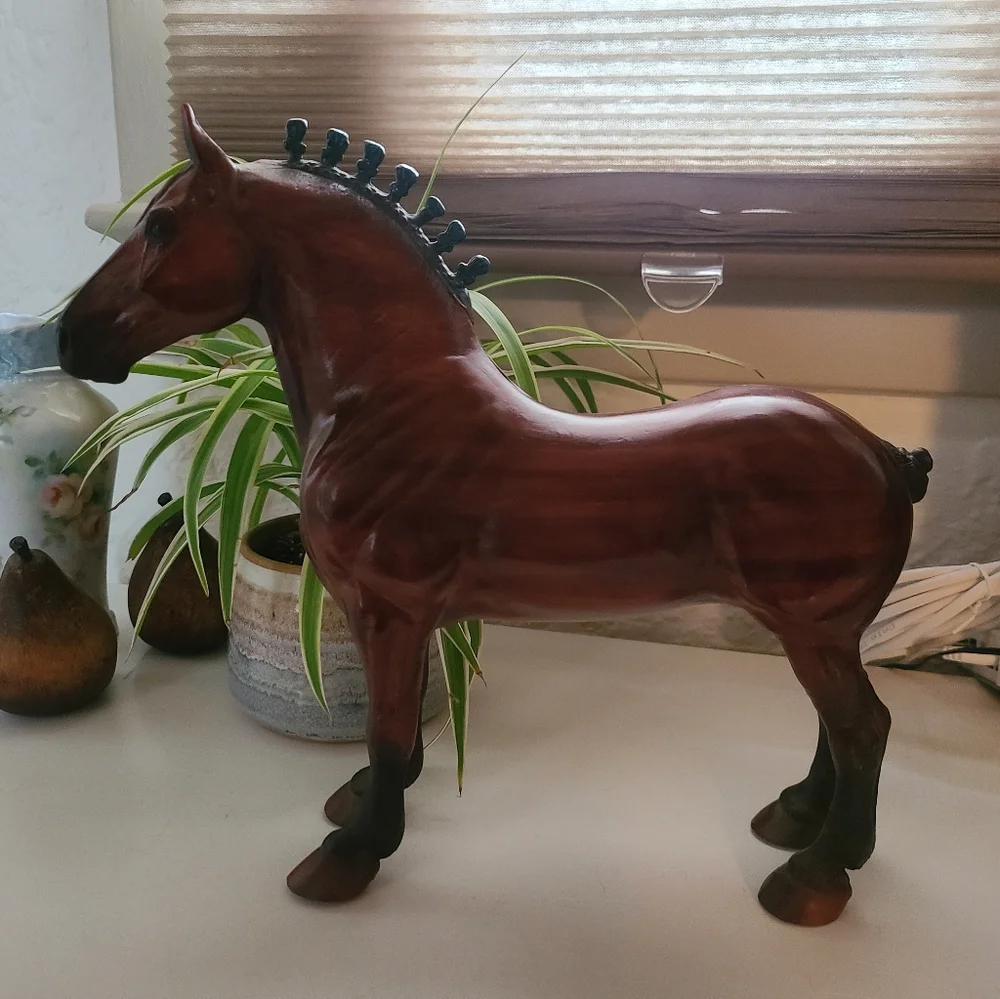 Peter Stone Woody Woodgrain Draft Horse Model - Picture 1 of 5